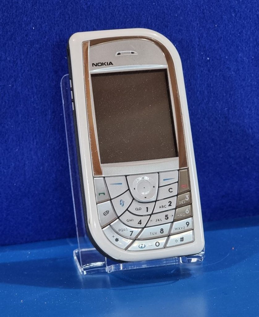 mobile phone design. mobile phone design history.